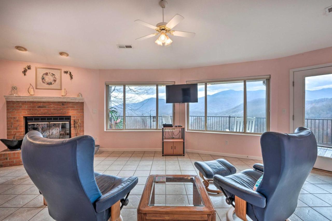 Charming Burnsville Apt With Mountain Views And Deck! Exterior photo