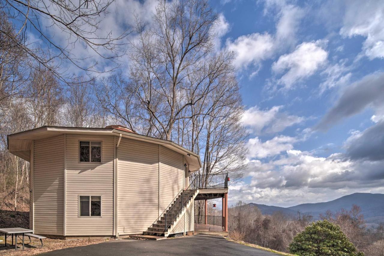 Charming Burnsville Apt With Mountain Views And Deck! Exterior photo