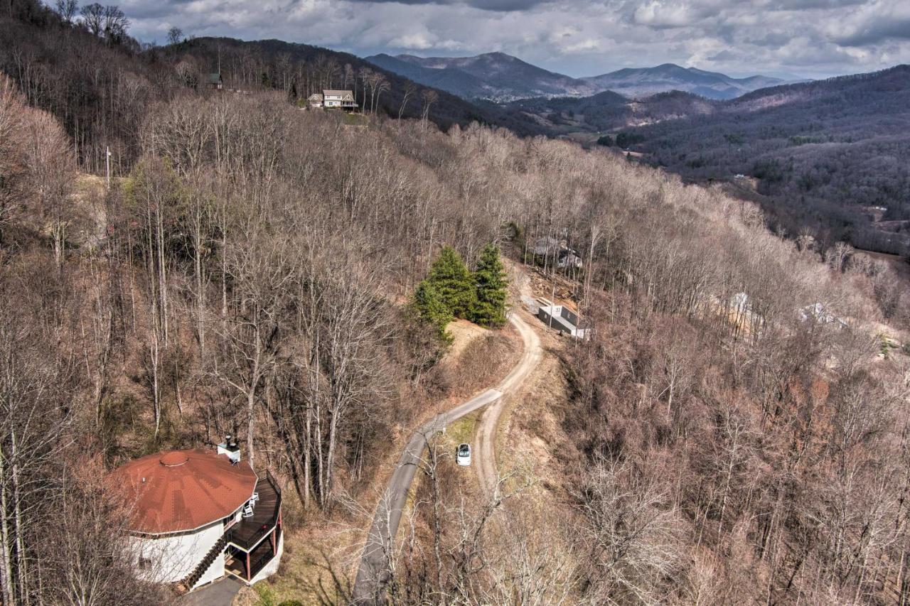 Charming Burnsville Apt With Mountain Views And Deck! Exterior photo